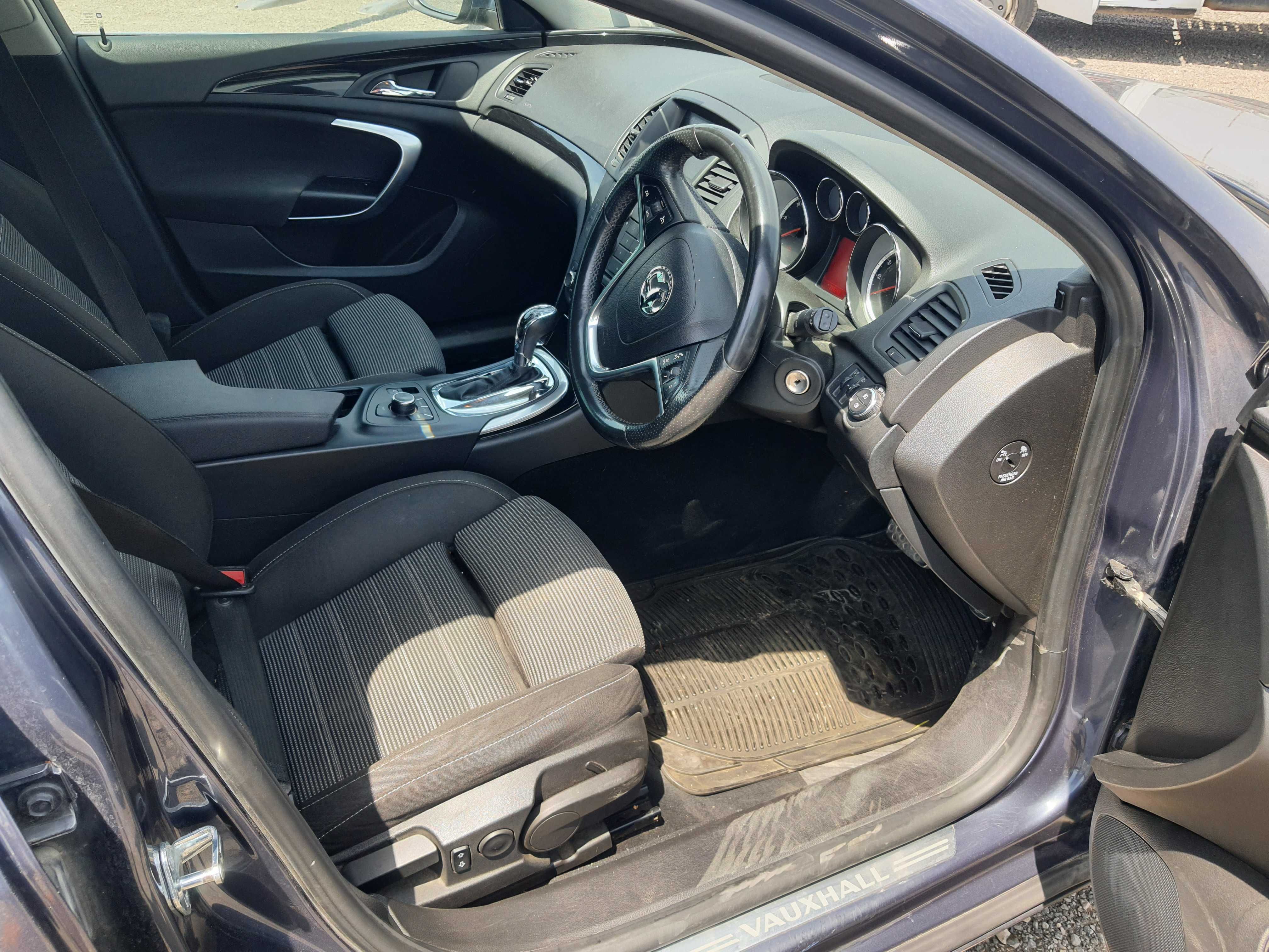 На части!  Opel Insignia 2.0 CDTI