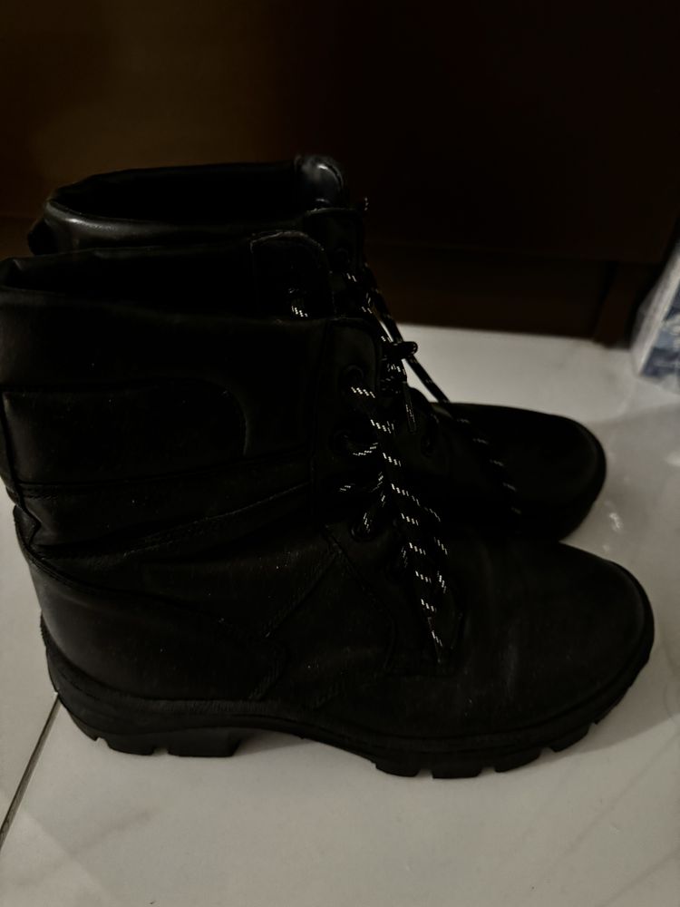 Ghete militare negre comode
