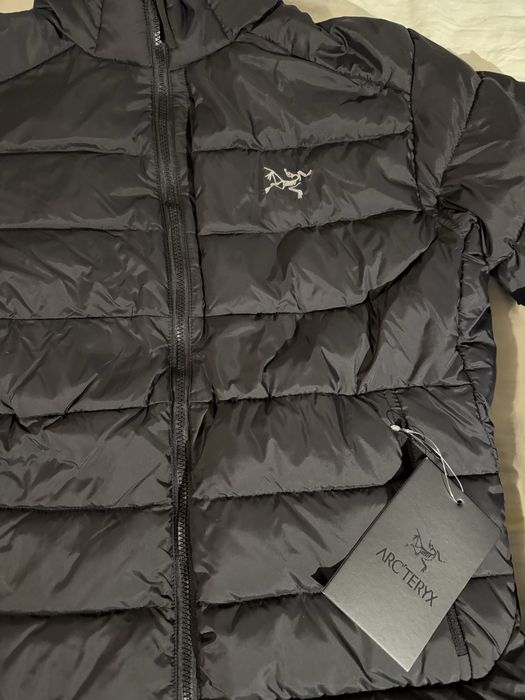 Jacheta Arcteryx Thorium, noua, marimea L, culoare negru, unisex