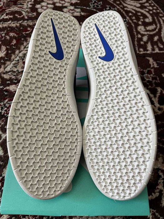 Кроссовки Nike оригинал! Новые в коробке! Размер 44-45
