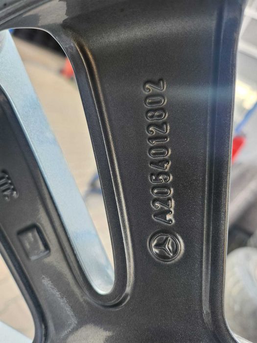 Jante Mercedes C Class W205 Anvelope iarna Michelin 245 40 18