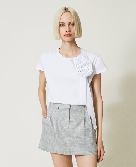 Къса пола Twinset,размери XS,S,M ,с люрекс, висола талия, ново!