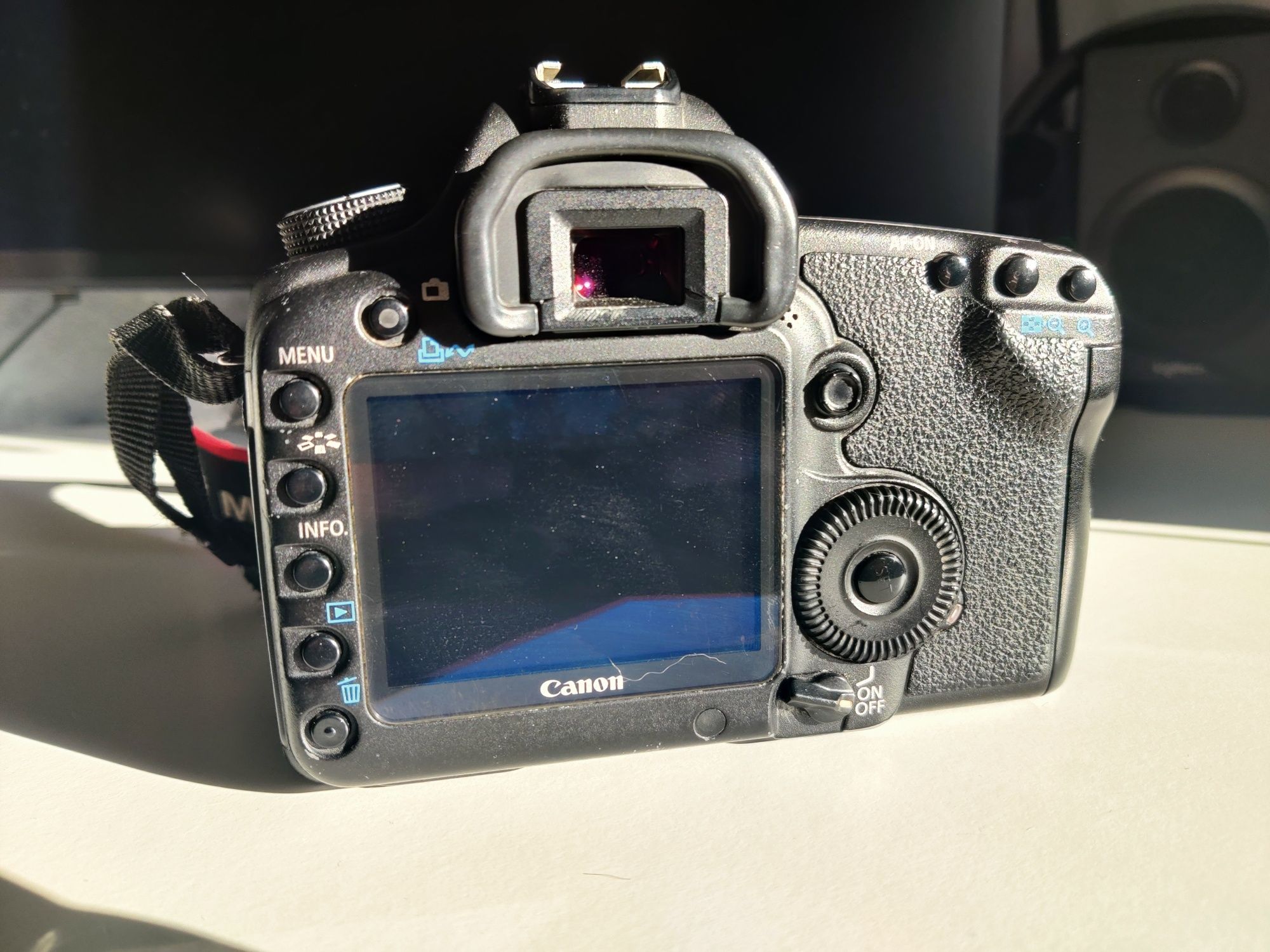 Aparat foto dslr Canon 5d Mark ii
