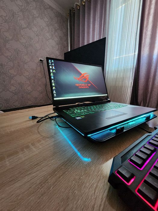 Игровой ноутбук Asus ROG STRIX