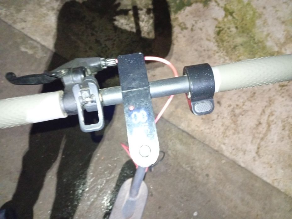 Trotineta electrica (prinde 31 la ora) 800 lei