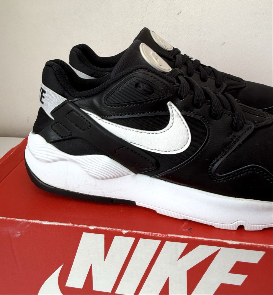 Nike LD Victory ”White Black” (42) Маратонки