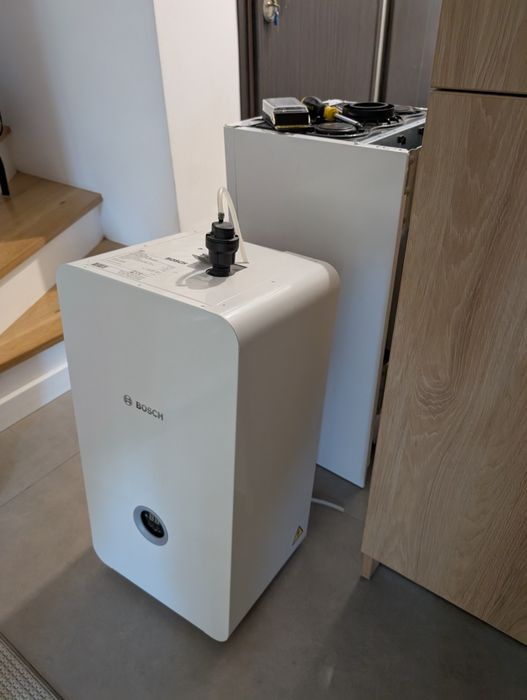 Centrala BOSCH tronic heat 3500 cu garanție