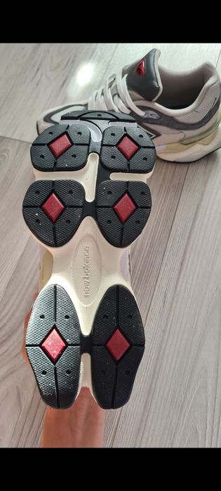 New Balance 9060 măsură 41.5