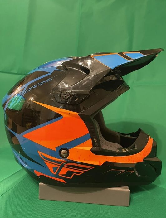Каска Fly Racing размер М