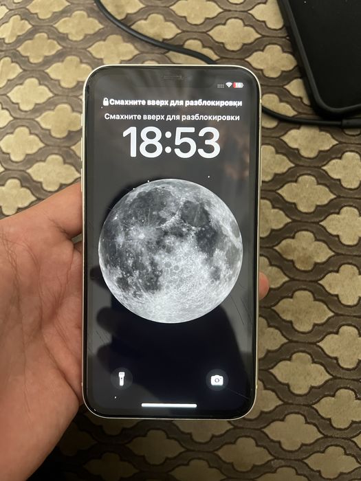 Айфон 11 без каропка