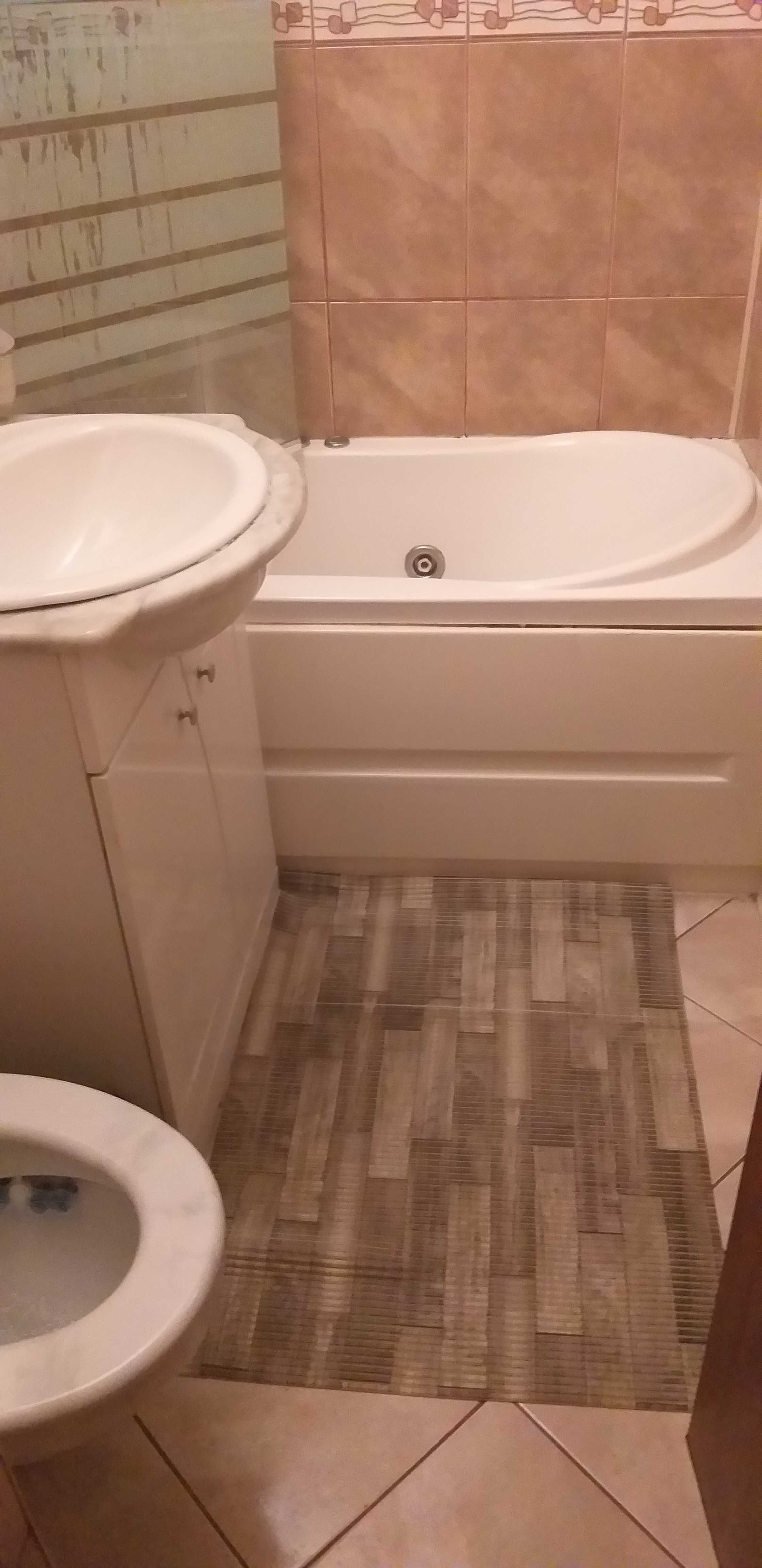 VAND apartament  PREDEAL (centru)