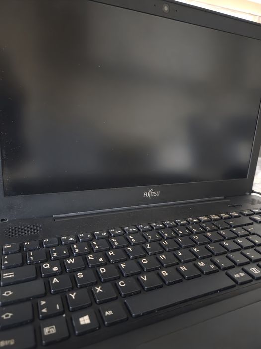Laptop Fujitsu I5