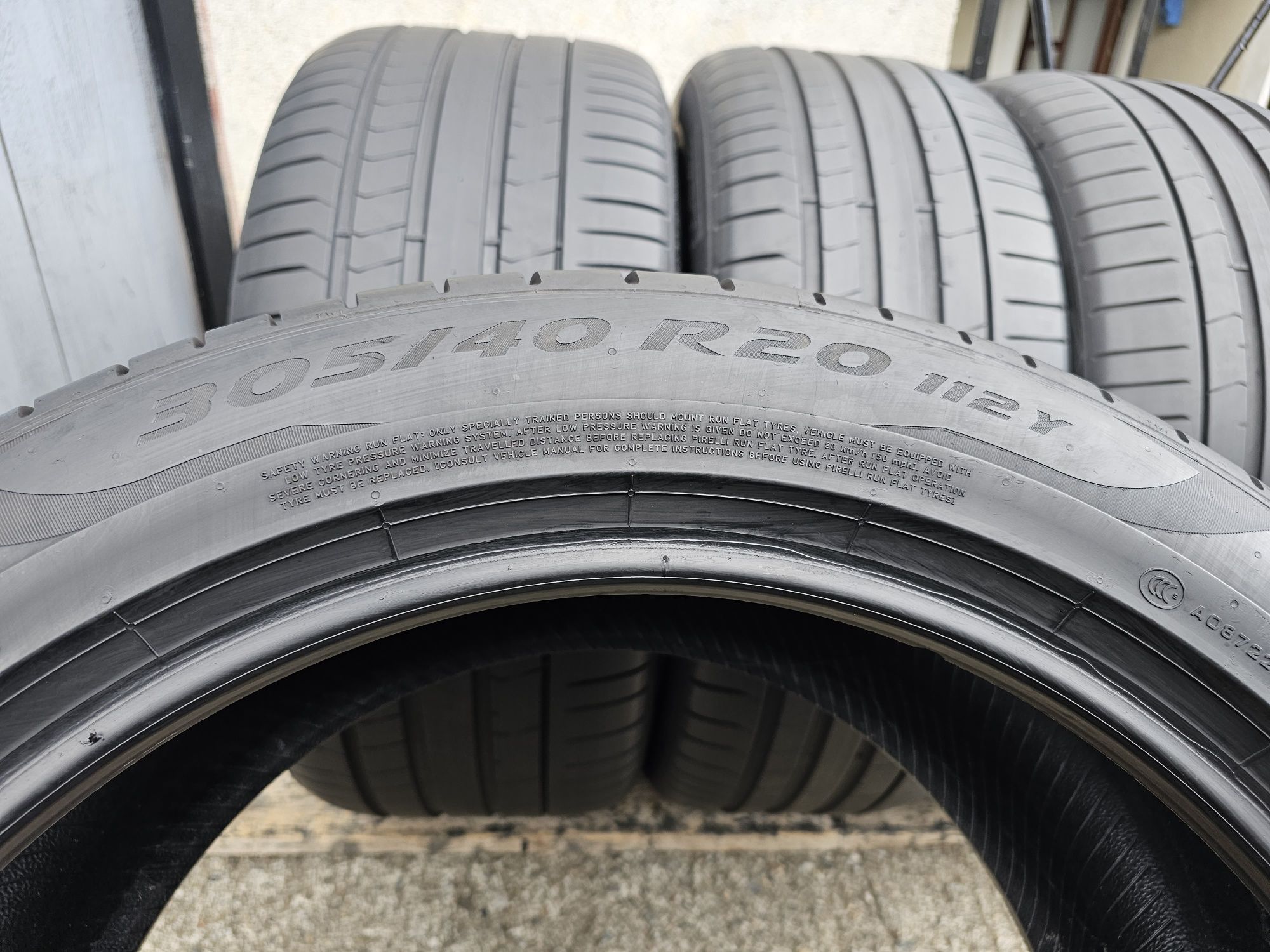 Vând patru anvelope de vara pirelli 305 40 20  cu  275 45 20  dot 0321