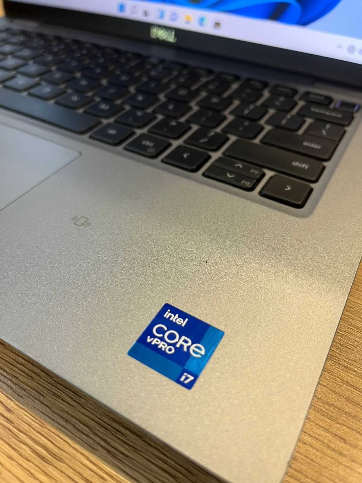 Ноутбук Dell Latitude 5420. Core i5-1135G7 2.4/4.2 GHz, 16/256 GB