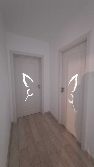 Închiriez apartament 4 came