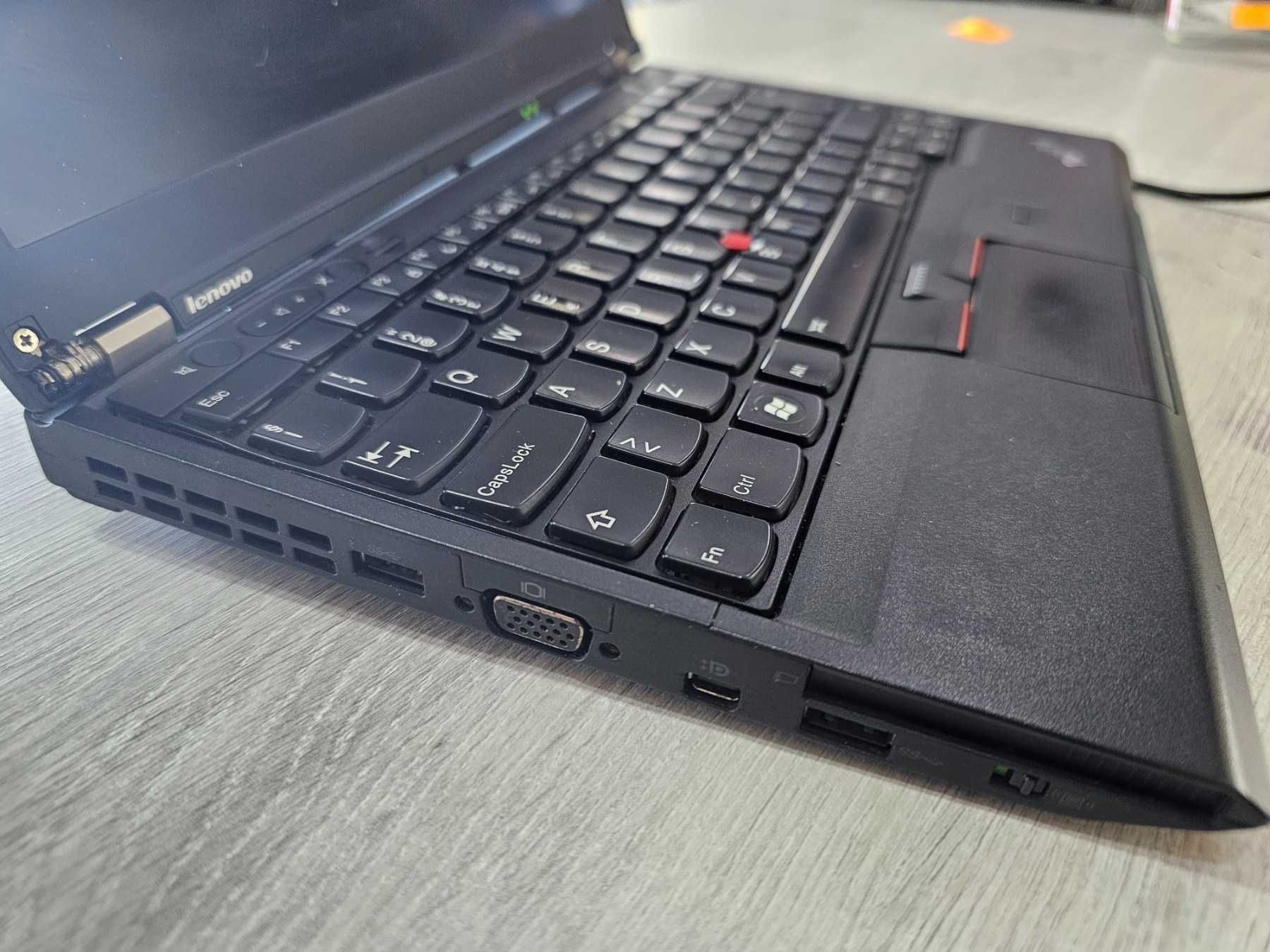 Лаптоп Lenovo ThinkPad X230 / i5 / 4GB RAM / SSD 128gb / Win 10 PRO /