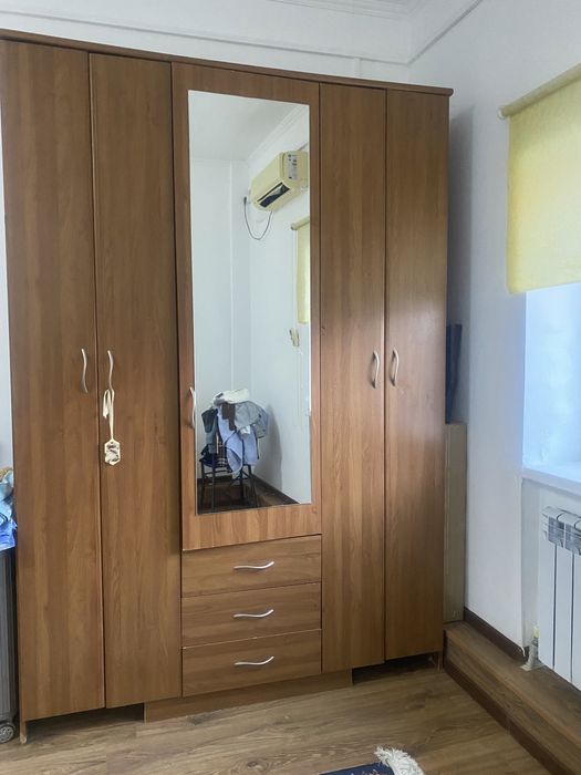 Шкаф для спальни, в прихожую