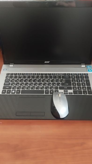 Продам ноутбук Acer Aspire V3-771G-4gG75Makk