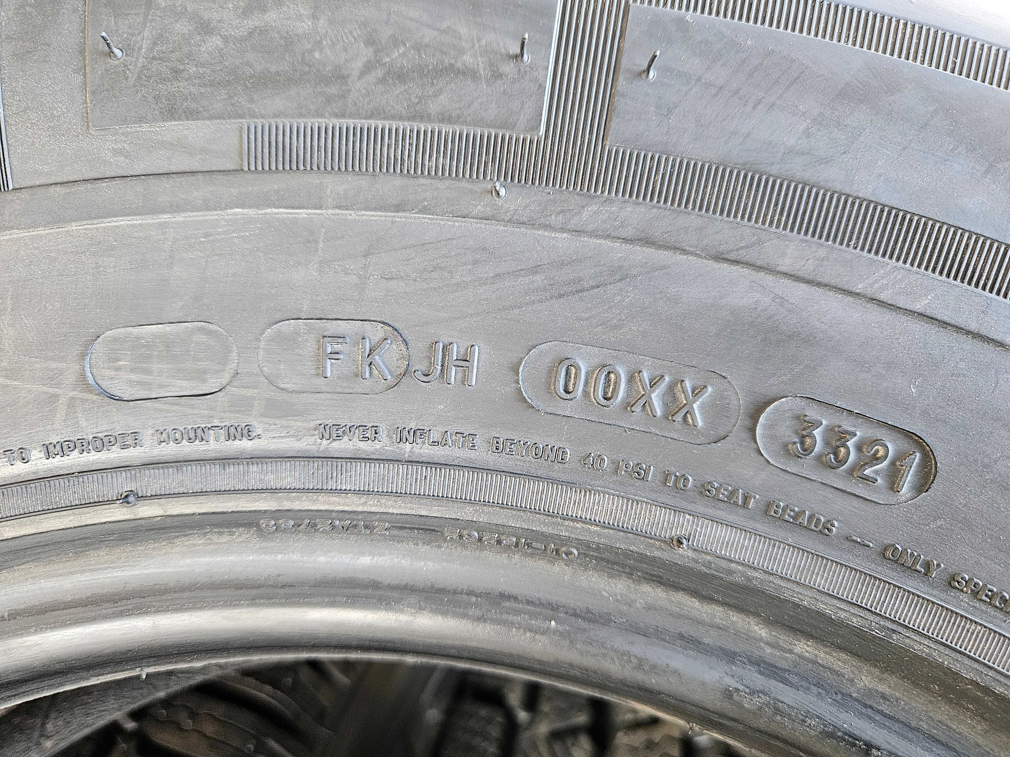 2 Нови зимни гуми 225/75R16C Michelin Agilis Alpin 121R 12PR France