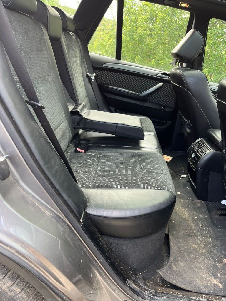 Capota far stanga dreapta bixenon aripa usa stop bmw x5 e53 3.0 diesel