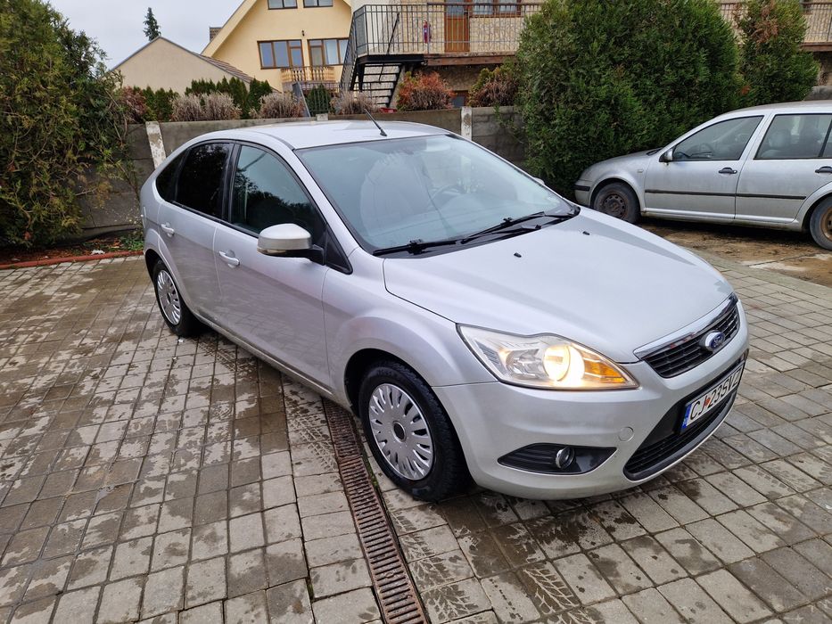 Vand ford focus II 2008, 1.6 benzina, cutie automata, cauciucuri all-s