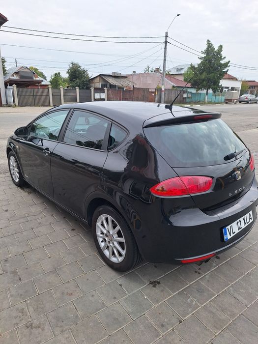 Seat Leon Model 2012 motor 1.4l benzina, euro5, navi, clima, senzori