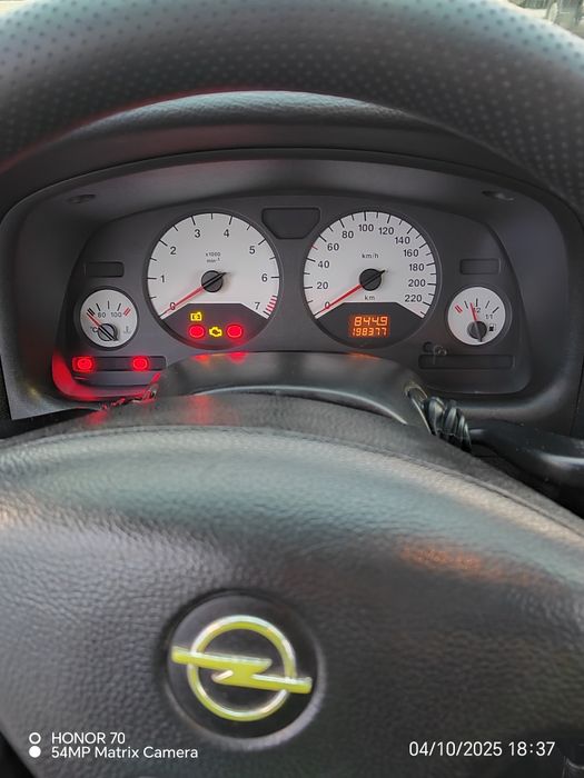 Vând Opel Astra G 1.6. 16 v