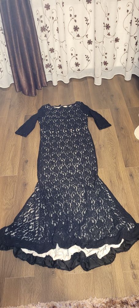 Rochie neagra lunga din dantelă