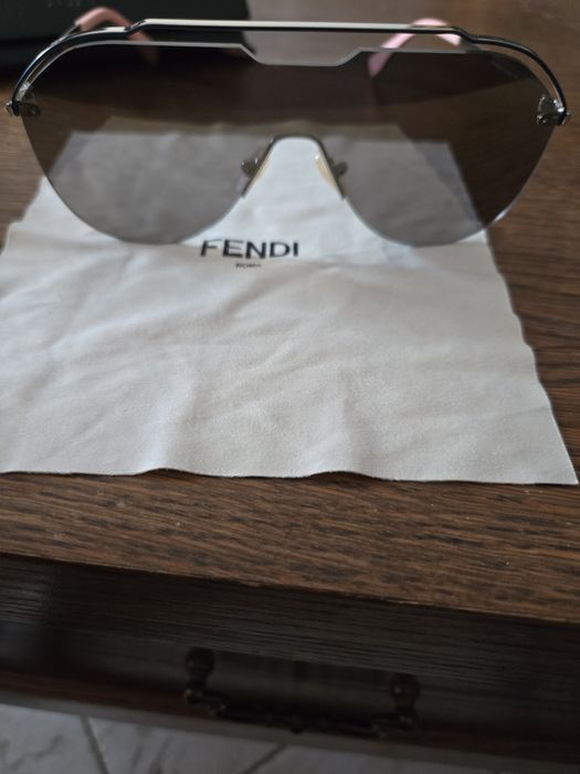 Слънчеви очила Fendi,нови внос от САЩ