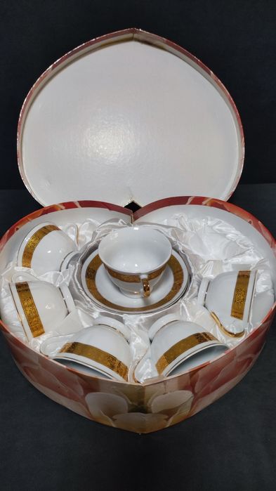 Продам Чайный сервиз