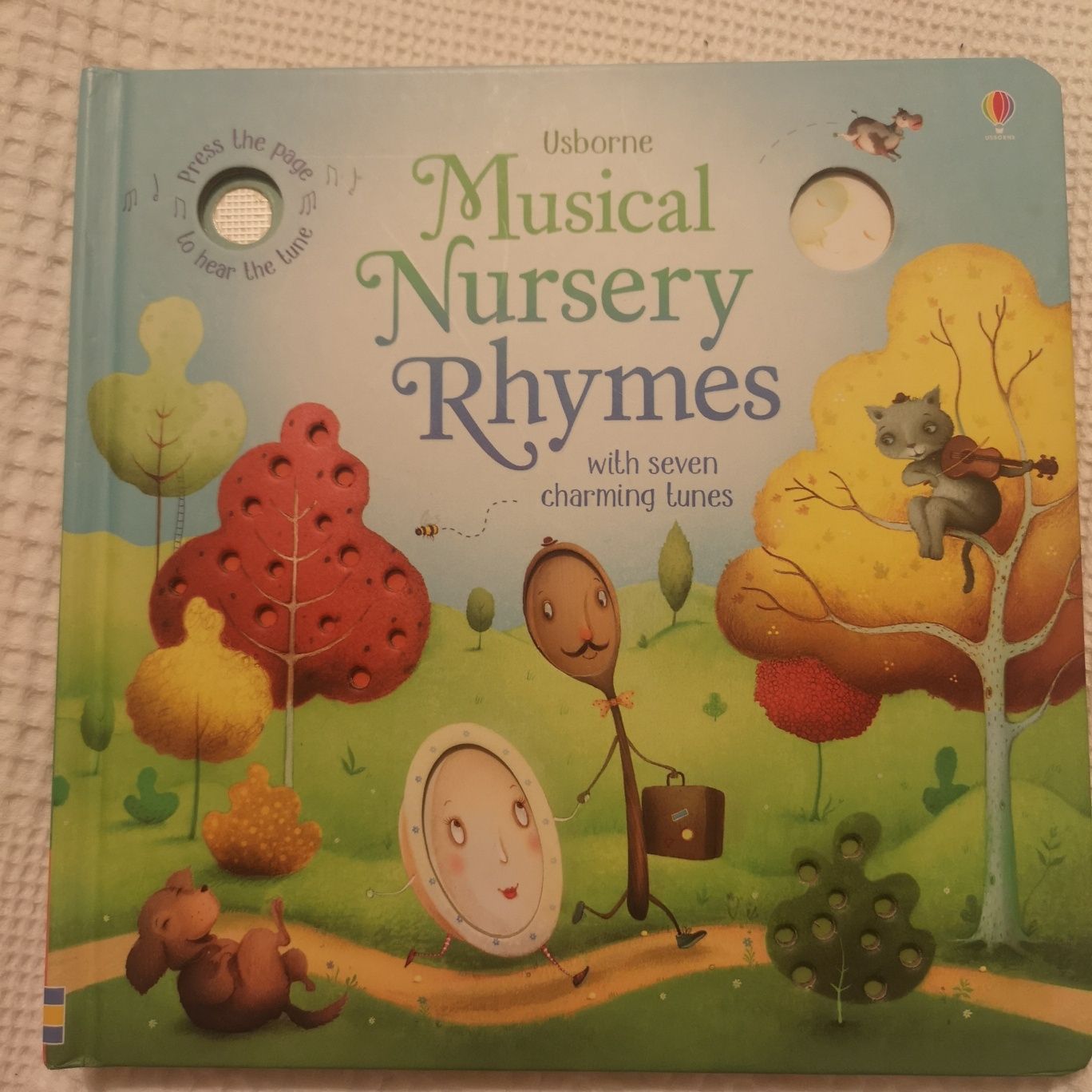 Usborne Musical Nursery Rhymes carte cu muzica și versuri