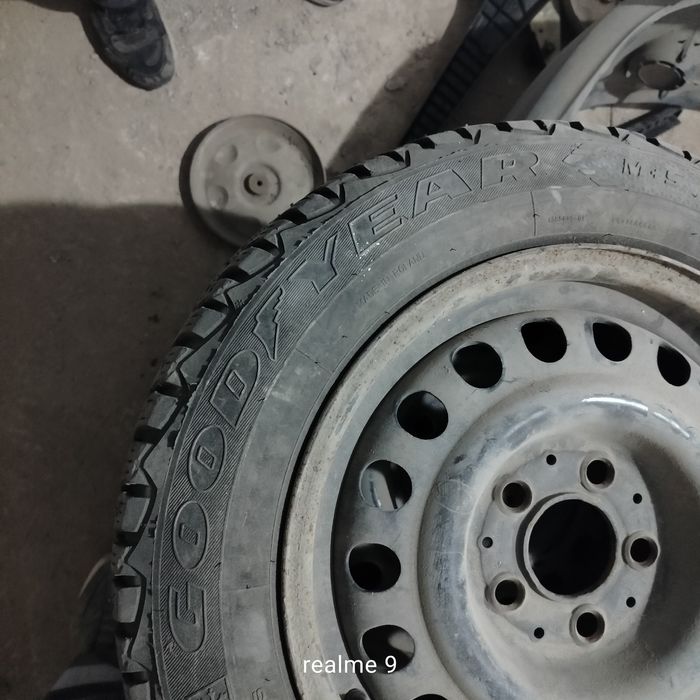 Зимние шипованные шины