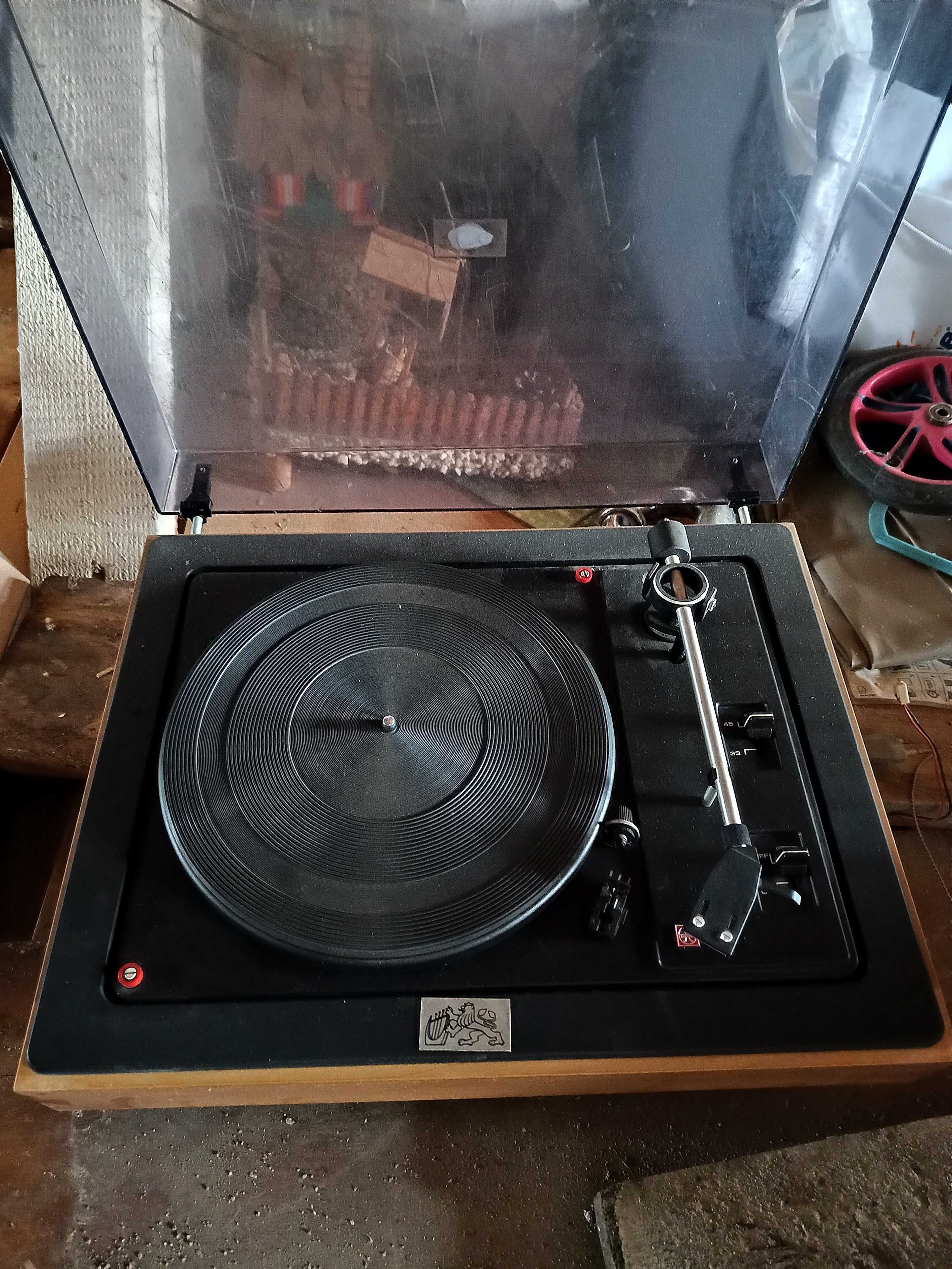 Pickup pick-up Tesla nzc 130 stereo