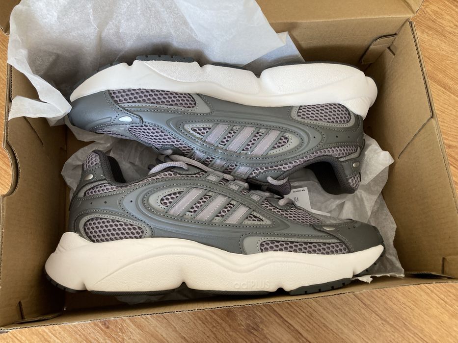 Мъжки оригинални маратонки Adidas Ozmilen