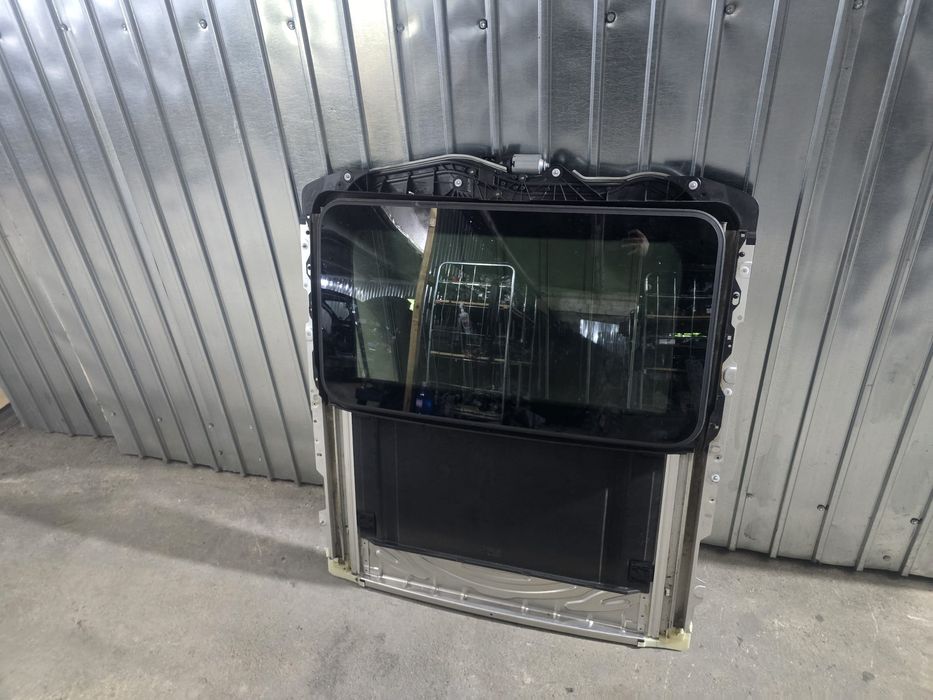 Trapă BMW e87 / 81 seria 1 completă