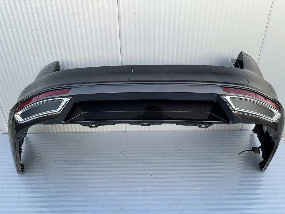 Bara spate vw Passat B8•4senzori•cod culoare LB8R•2015-2020