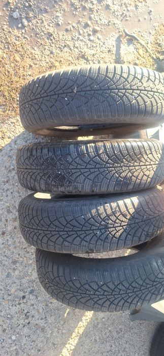 2 комплекта зимни гуми 14ц
