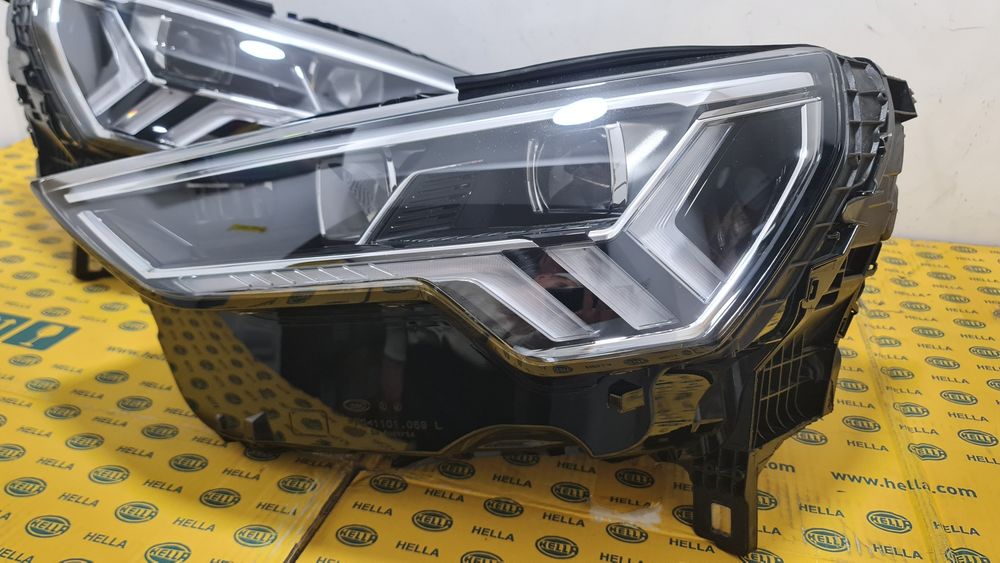 Far faruri full led adaptiv Audi Q3 F3 83A calculator modul complet