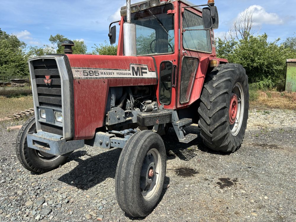 Tractor Massey Ferguson