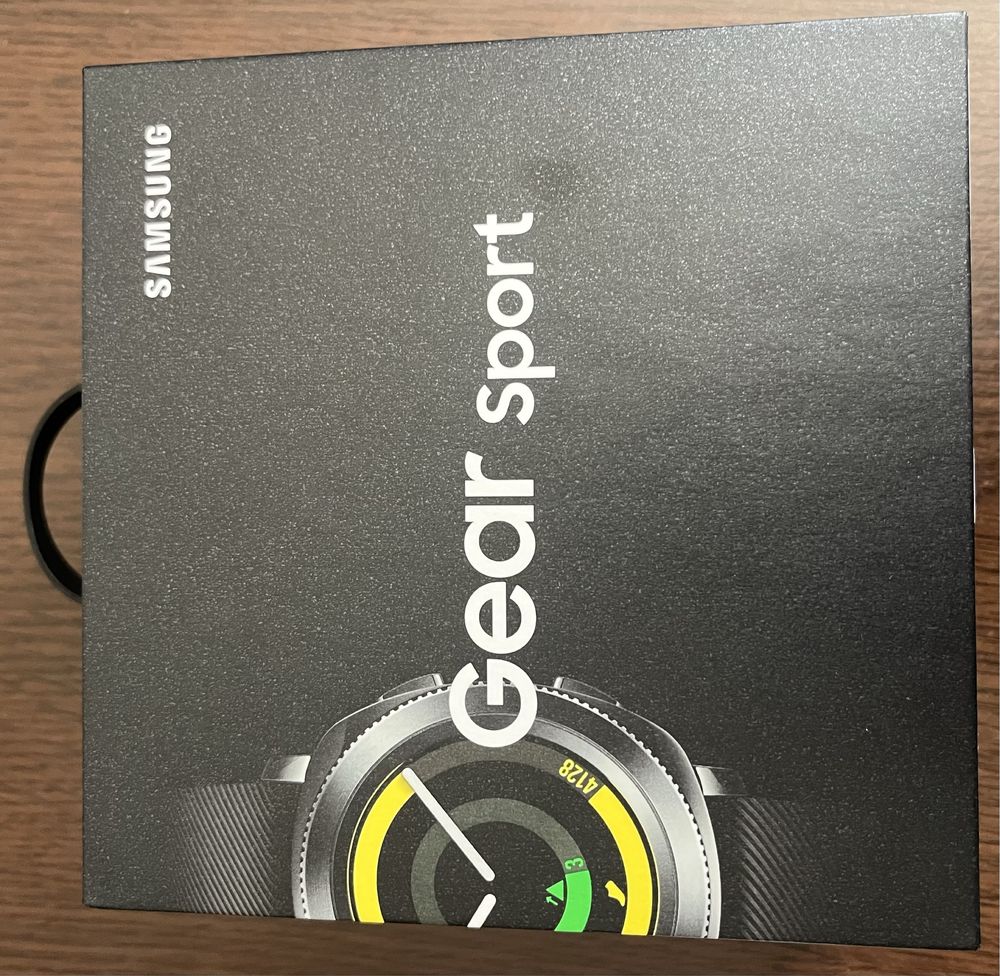 Vând Samsung Gear Sport Black