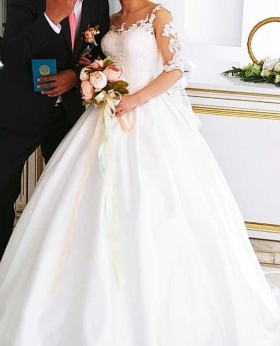 Свадебное платье