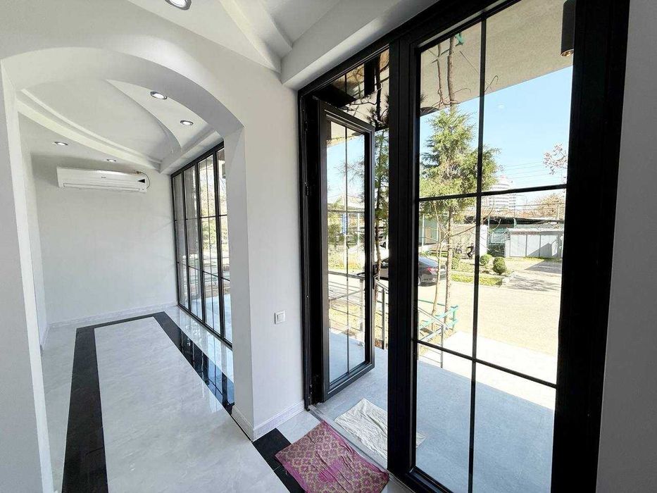 Продается офис на метро Беруний 96м2 4-комнат 1 этаж с удобной локации