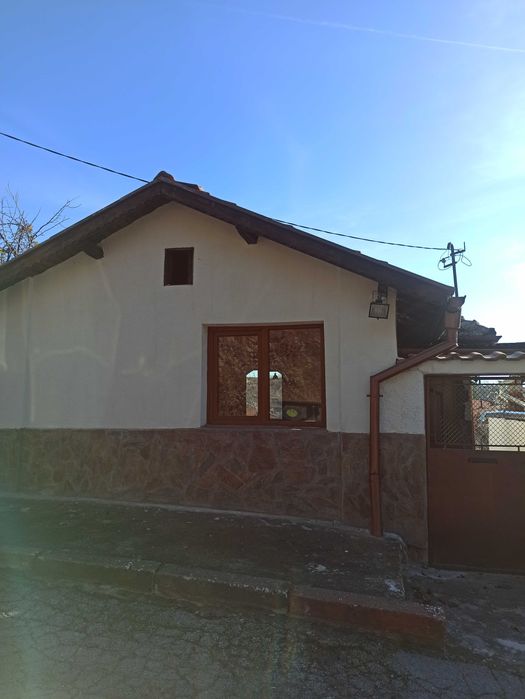 Продавам къща след основен ремонт