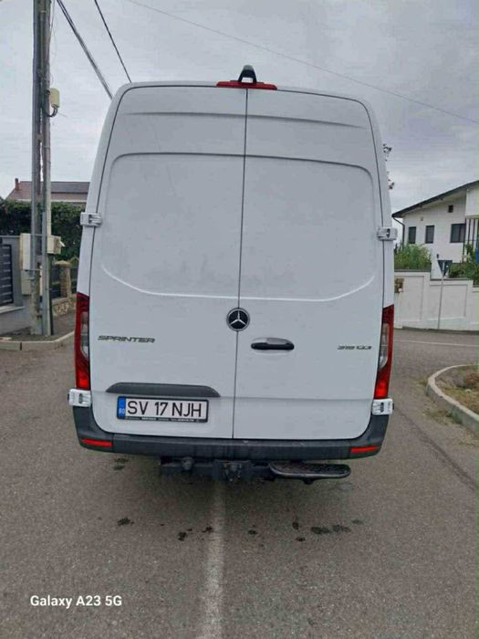 Mercedes sprinter 319 w907
