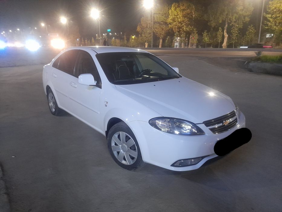 Gentra Mexanika xolati zòr kraskalari toza bir qòl moshina