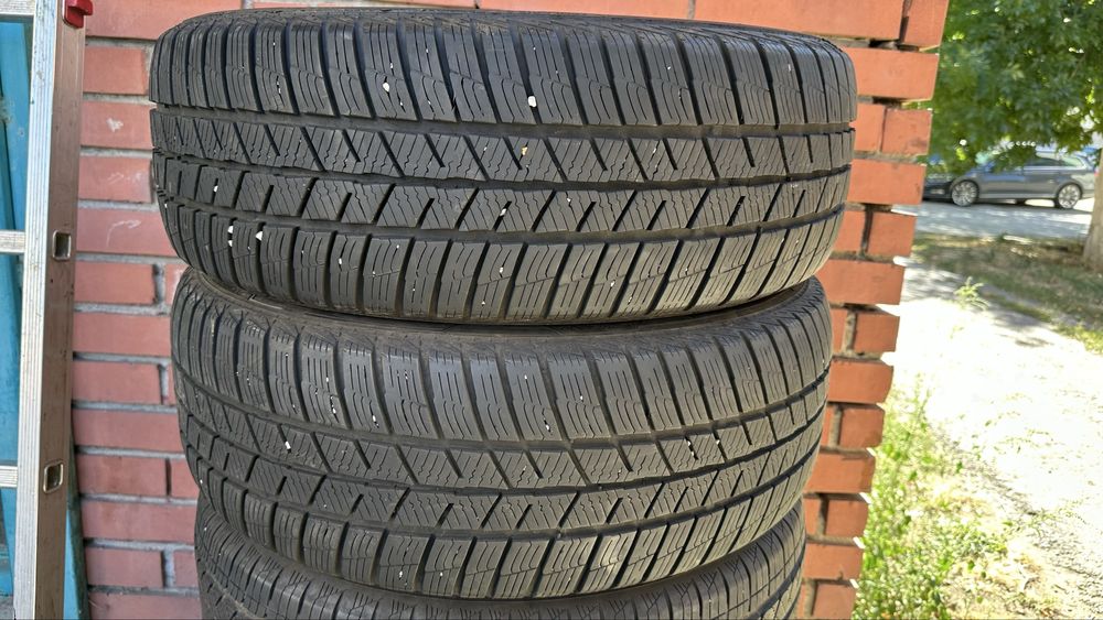 Продавам 2бр. Зимни гуми 205/55/16 Barum