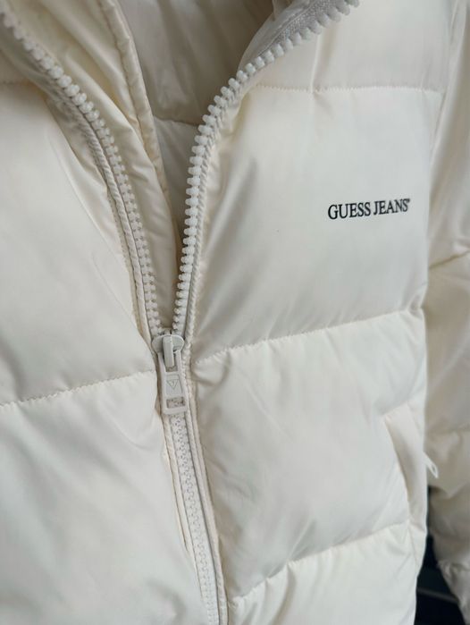 Дамско зимно яке Guess XS размер
