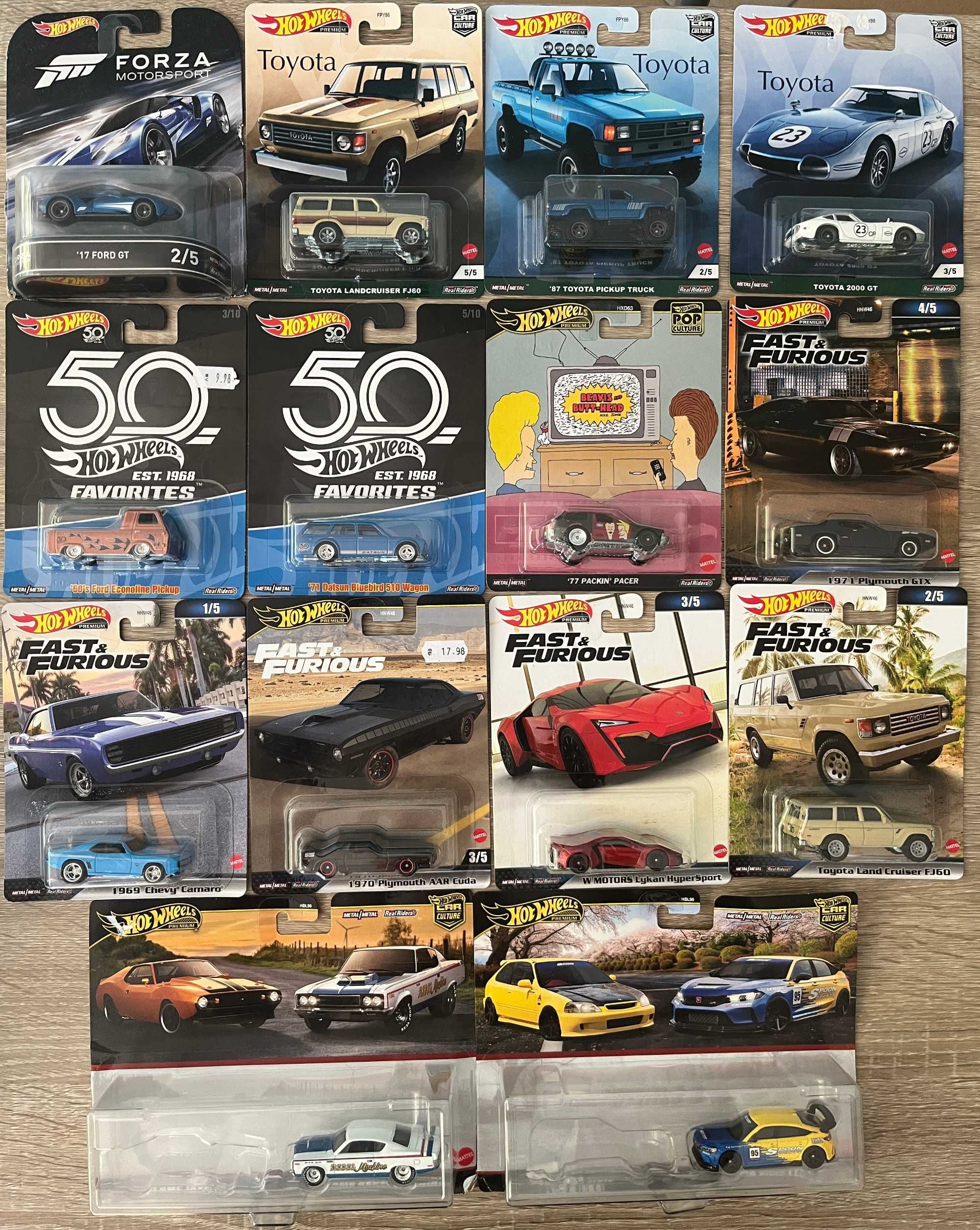 Метални колички Hot Wheels, Matchbox и Welly