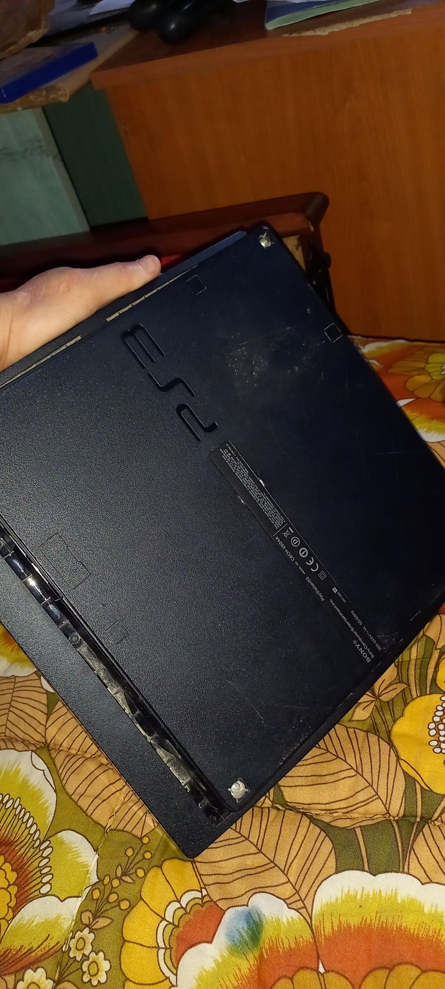 PS 3 perfect funcțional (fără accesori)