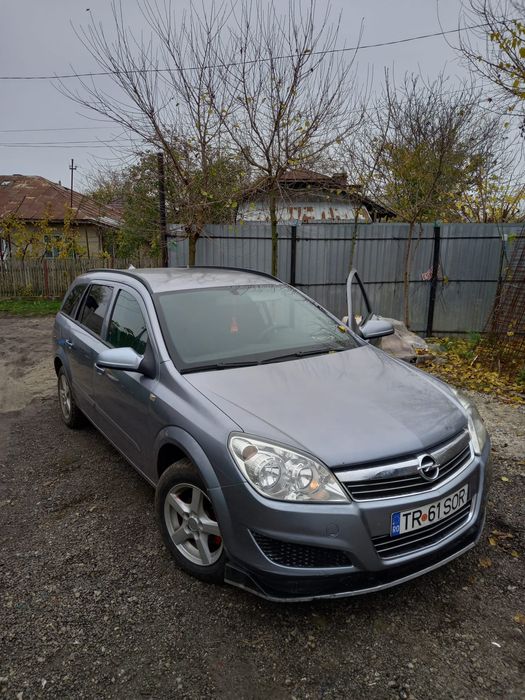 Vând Opel Astra H